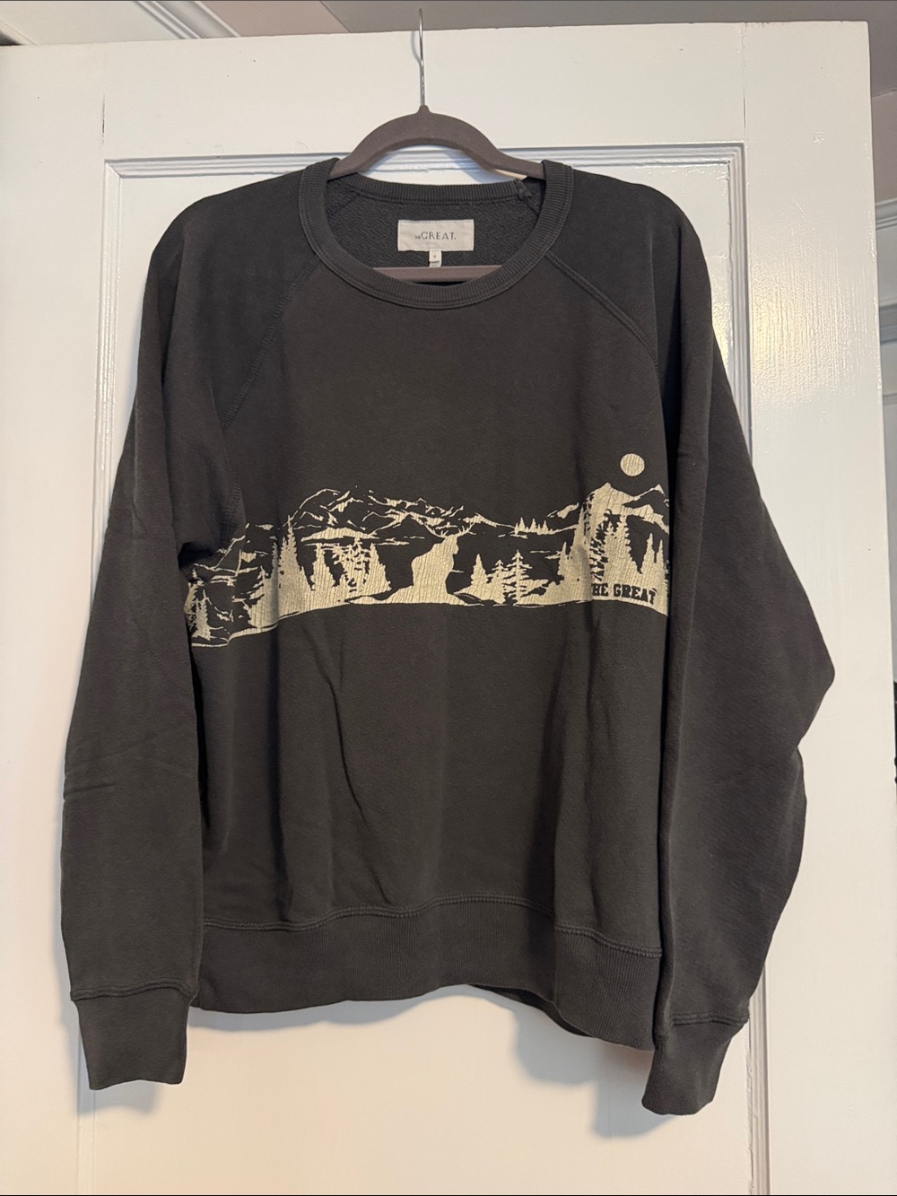 THE GREAT. Charcoal Graphic Crewneck Sweatshirt